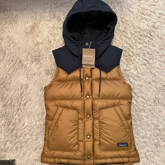 Patagonia Jackets & Blazers - Patagonia Women's Bivy Hooded Vest NWT